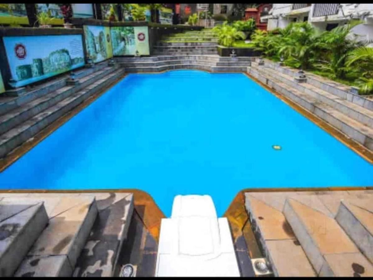 Wada Chirebandi Hotel Gimvi ภายนอก รูปภาพ