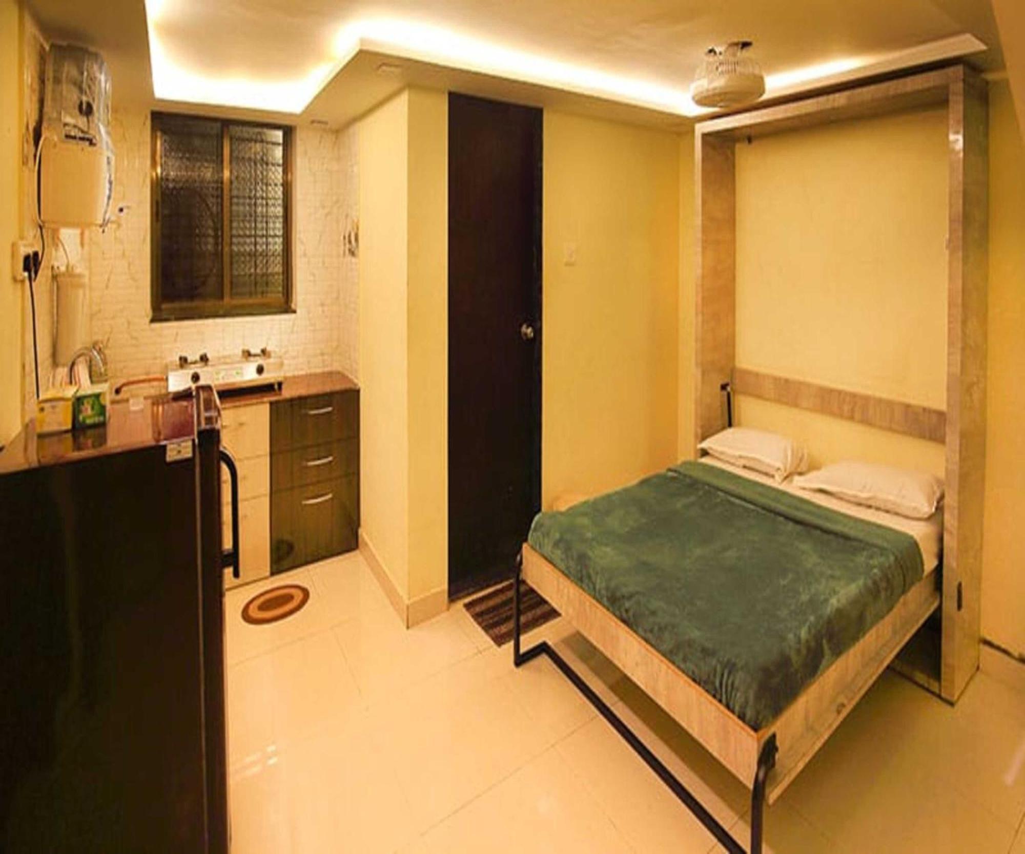 Wada Chirebandi Hotel Gimvi ภายนอก รูปภาพ