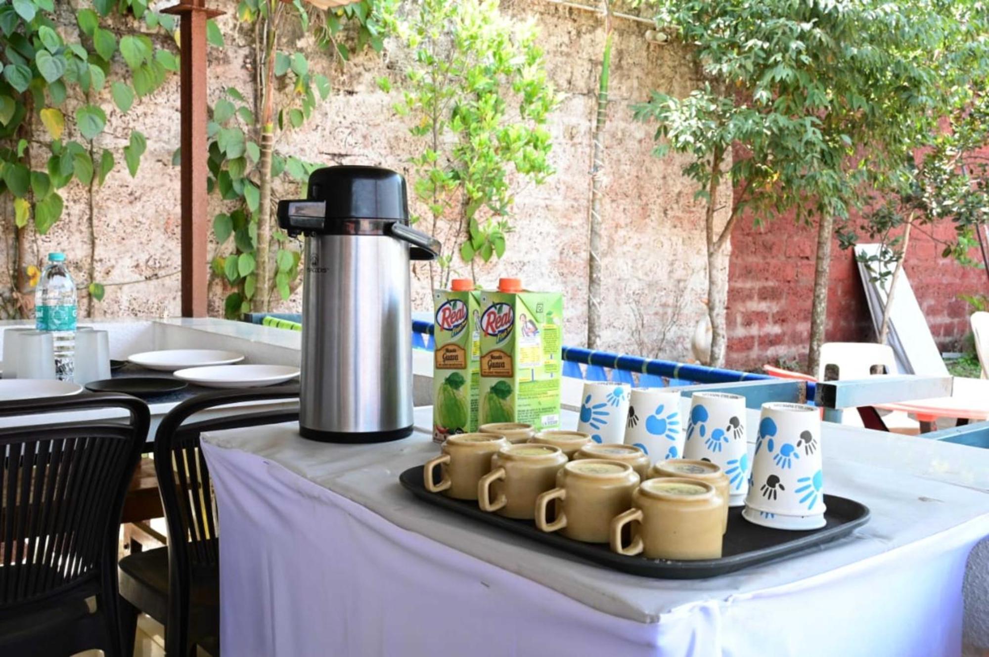 Wada Chirebandi Hotel Gimvi ภายนอก รูปภาพ